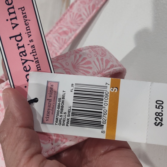 Vineyard Vines Girls Ribbon Belt Pink Shells with D-Ring - Picture 3 of 6